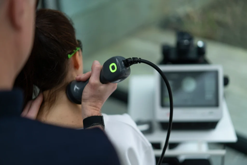 Una nueva solución para el tratamiento del dolor de hombro - La Fotobiomodulación 2